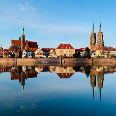 Camden - Old Town Apartman *